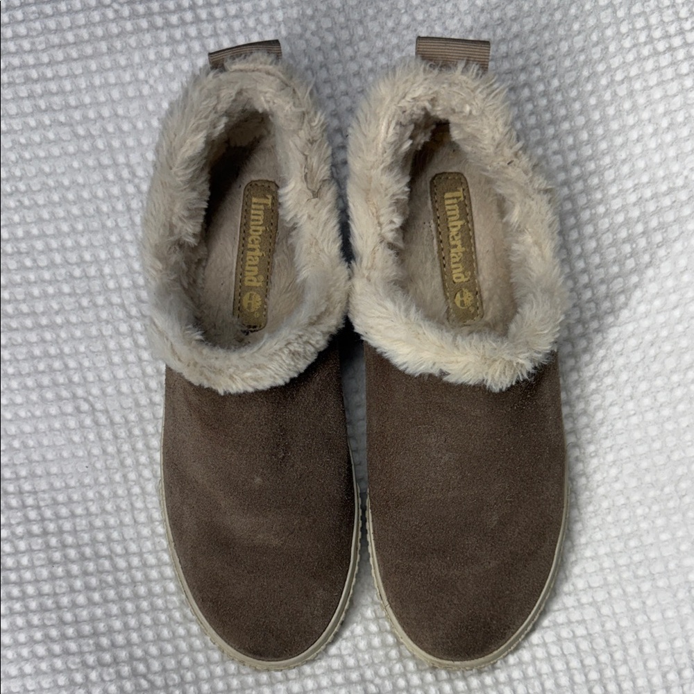 Timberland Brown Suede Fur-Lined Slip-Ons - Size 7